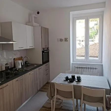 Casa Vacanze Mami Apartamento Trieste